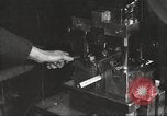 Immagine di Fabbricazione di Browning fucili automatici negli Stati Uniti New Haven Connecticut. United States USA, 1918, secondo 57 filmato di repertorio 65675063744