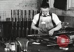 Immagine di Winchester ripetendo le armi Company New Haven Connecticut USA, 1918, secondo 10 filmato di repertorio 65675063745
