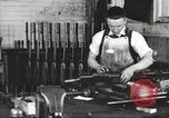 Immagine di Winchester ripetendo le armi Company New Haven Connecticut USA, 1918, secondo 12 filmato di repertorio 65675063745