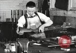 Immagine di Winchester ripetendo le armi Company New Haven Connecticut USA, 1918, secondo 18 filmato di repertorio 65675063745