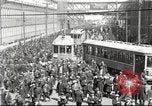 Immagine di Carrelli al di fuori di fabbrica United States USA, 1918, secondo 1 filmato di repertorio 65675063746