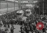 Immagine di Carrelli al di fuori di fabbrica United States USA, 1918, secondo 11 filmato di repertorio 65675063746