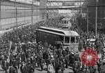 Immagine di Carrelli al di fuori di fabbrica United States USA, 1918, secondo 18 filmato di repertorio 65675063746