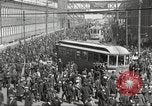 Immagine di Carrelli al di fuori di fabbrica United States USA, 1918, secondo 19 filmato di repertorio 65675063746
