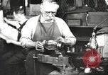 Immagine di Fabbricazione a pistola United States USA, 1918, secondo 28 filmato di repertorio 65675063747
