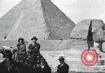 Immagine di Turisti visitano Egitto, 1927, secondo 4 filmato di repertorio 65675063760