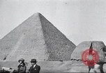 Immagine di Turisti visitano Egitto, 1927, secondo 10 filmato di repertorio 65675063760