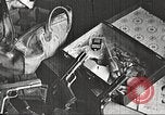 Image Éléments dans voiture de Clyde Barrow et Bonnie Parker Arcadia Louisiana USA, 1934, de la seconde 4 séquences d'archives historiques vidéo 65675063769