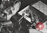 Image Éléments dans voiture de Clyde Barrow et Bonnie Parker Arcadia Louisiana USA, 1934, de la seconde 5 séquences d'archives historiques vidéo 65675063769