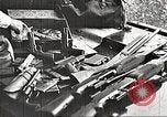 Image Éléments dans voiture de Clyde Barrow et Bonnie Parker Arcadia Louisiana USA, 1934, de la seconde 16 séquences d'archives historiques vidéo 65675063769
