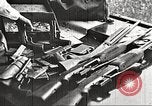 Image Éléments dans voiture de Clyde Barrow et Bonnie Parker Arcadia Louisiana USA, 1934, de la seconde 17 séquences d'archives historiques vidéo 65675063769