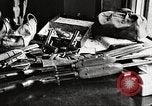 Image Éléments dans voiture de Clyde Barrow et Bonnie Parker Arcadia Louisiana USA, 1934, de la seconde 37 séquences d'archives historiques vidéo 65675063769