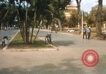 Standbild vietnamesische Volk Saigon Vietnam, 1969, aus Sekunde 26 historischem Filmmaterial Videoclip 65675063788