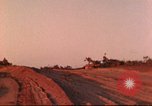 Standbild 5th Marine Division Iwo Jima, 1945, aus Sekunde 1 historischem Filmmaterial Videoclip 65675063795