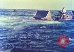 Immagine di Stati Uniti Marines Okinawa Red Beach, 1945, secondo 57 filmato di repertorio 65675063800