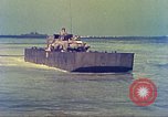 Immagine di Stati Uniti Marines Okinawa Red Beach, 1945, secondo 35 filmato di repertorio 65675063802