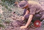 Image -NOUS 5e Marines envahissent les zones tenues japonais de la Papouasie-Nouvelle-Guinée Talasea Nouvelle-Bretagne Papouasie-Nouvelle-Guinée, 1944, de la seconde 27 séquences d'archives historiques vidéo 65675063811