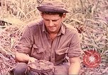 Image -NOUS 5e Marines envahissent les zones tenues japonais de la Papouasie-Nouvelle-Guinée Talasea Nouvelle-Bretagne Papouasie-Nouvelle-Guinée, 1944, de la seconde 35 séquences d'archives historiques vidéo 65675063811