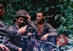 Image -NOUS 5e Marines envahissent les zones tenues japonais de la Papouasie-Nouvelle-Guinée Talasea Nouvelle-Bretagne Papouasie-Nouvelle-Guinée, 1944, de la seconde 62 séquences d'archives historiques vidéo 65675063811