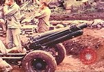 Image 5e Marines blessés traités dans la jungle Talasea Nouvelle-Bretagne Papouasie-Nouvelle-Guinée, 1944, de la seconde 11 séquences d'archives historiques vidéo 65675063812