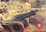 Image 5e Marines blessés traités dans la jungle Talasea Nouvelle-Bretagne Papouasie-Nouvelle-Guinée, 1944, de la seconde 18 séquences d'archives historiques vidéo 65675063812