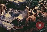 Image 5e Marines blessés traités dans la jungle Talasea Nouvelle-Bretagne Papouasie-Nouvelle-Guinée, 1944, de la seconde 39 séquences d'archives historiques vidéo 65675063812