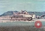 Immagine di 6° battaglione del serbatoio Okinawa isole Ryukyu, 1945, secondo 17 filmato di repertorio 65675063823