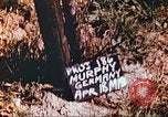 Image Prisonniers de guerre américains rapatriés posent pour les photos Allemagne, 1945, de la seconde 4 séquences d'archives historiques vidéo 65675063832