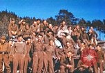 Image Prisonniers de guerre américains rapatriés posent pour les photos Allemagne, 1945, de la seconde 48 séquences d'archives historiques vidéo 65675063832