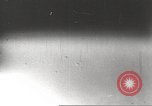 Immagine di Funzionamento Cue bomba nucleare test distrugge la casa Nevada United States USA, 1955, secondo 50 filmato di repertorio 65675063886