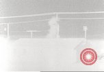Immagine di Funzionamento casa Cue e manichino blast Nevada United States USA, 1955, secondo 22 filmato di repertorio 65675063888