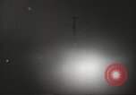 Immagine di Funzionamento casa Cue e manichino blast Nevada United States USA, 1955, secondo 35 filmato di repertorio 65675063888