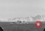 Standbild US Kreuzern bombardieren Corregidor Philippinen, 1945, aus Sekunde 9 historischem Filmmaterial Videoclip 65675063918