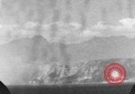 Standbild US Kreuzern bombardieren Corregidor Philippinen, 1945, aus Sekunde 48 historischem Filmmaterial Videoclip 65675063918