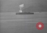 Standbild Explosion auf Fort Drum Zweiten Weltkrieg Philippinen, 1945, aus Sekunde 29 historischem Filmmaterial Videoclip 65675063920