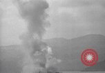 Standbild Explosion auf Fort Drum Zweiten Weltkrieg Philippinen, 1945, aus Sekunde 55 historischem Filmmaterial Videoclip 65675063920