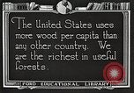 Standbild schwerfälligen im North Woods United States USA, 1922, aus Sekunde 55 historischem Filmmaterial Videoclip 65675063921