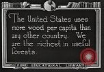 Standbild schwerfälligen im North Woods United States USA, 1922, aus Sekunde 56 historischem Filmmaterial Videoclip 65675063921