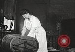 Immagine di Uso di elettricità United States USA, 1919, secondo 10 filmato di repertorio 65675063936