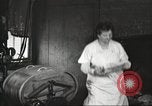 Immagine di Uso di elettricità United States USA, 1919, secondo 24 filmato di repertorio 65675063936