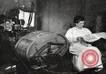Immagine di Uso di elettricità United States USA, 1919, secondo 44 filmato di repertorio 65675063936