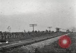 Standbild Zug an den Anschlüssen United States USA, 1920, aus Sekunde 25 historischem Filmmaterial Videoclip 65675063943