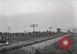 Standbild Zug an den Anschlüssen United States USA, 1920, aus Sekunde 26 historischem Filmmaterial Videoclip 65675063943