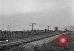 Standbild Zug an den Anschlüssen United States USA, 1920, aus Sekunde 32 historischem Filmmaterial Videoclip 65675063943