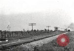 Standbild Zug an den Anschlüssen United States USA, 1920, aus Sekunde 45 historischem Filmmaterial Videoclip 65675063943