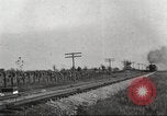 Standbild Zug an den Anschlüssen United States USA, 1920, aus Sekunde 53 historischem Filmmaterial Videoclip 65675063943