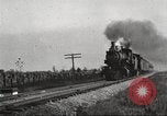 Standbild Zug an den Anschlüssen United States USA, 1920, aus Sekunde 62 historischem Filmmaterial Videoclip 65675063943