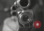 Standbild Pistole Film Kamera Los Angeles California USA, 1935, aus Sekunde 25 historischem Filmmaterial Videoclip 65675063945