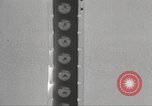 Standbild Pistole Film Kamera Los Angeles California USA, 1935, aus Sekunde 43 historischem Filmmaterial Videoclip 65675063945