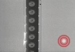 Standbild Pistole Film Kamera Los Angeles California USA, 1935, aus Sekunde 44 historischem Filmmaterial Videoclip 65675063945